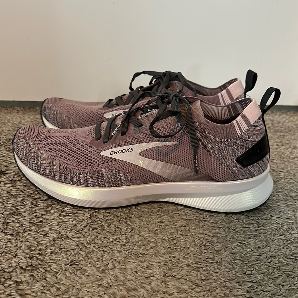 Brooks Levitate 4.0 Running Shoes